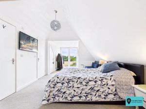 Bedroom- click for photo gallery